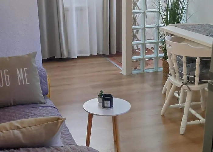 By The Sea - 23783 아파트 시베니크