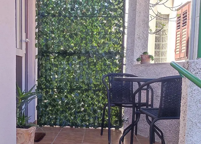 By The Sea - 23783 שיבניק